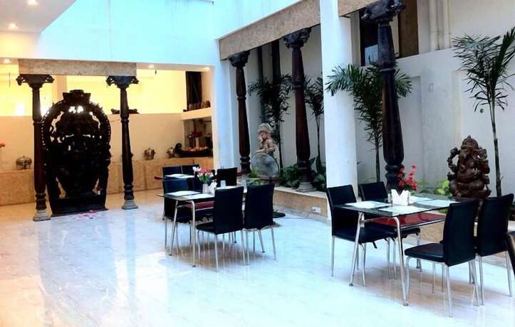 Imagen del bar/restaurante del Hotel Purples Resorts. Foto 2