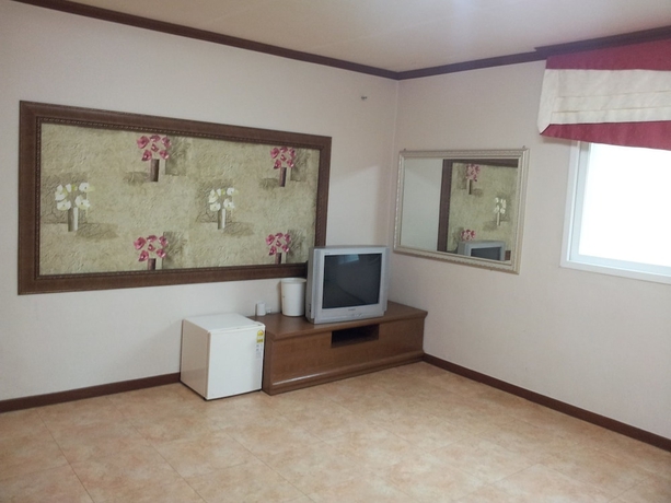 Imagen de la habitación del Hotel Purunsan Youth-tel. Foto 3