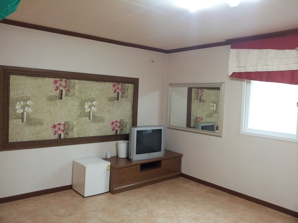 Imagen de la habitación del Hotel Purunsan Youth-tel. Foto 4