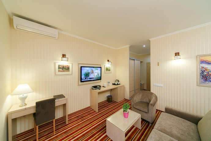 Imagen de la habitación del Hotel Puscha Congress. Foto 12