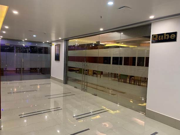 Imagen de los interiores del Hotel Pushkara Sarovar Portico Dibrugarh. Foto 16