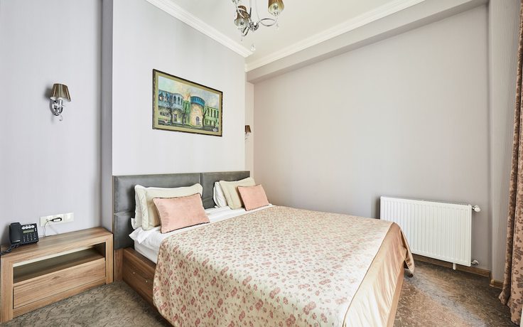 Imagen de la habitación del Hotel Pushkin, Tbilisi. Foto 2
