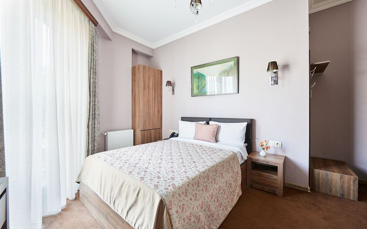 Imagen de la habitación del Hotel Pushkin, Tbilisi. Foto 4