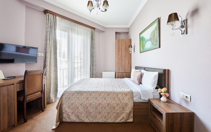 Imagen de la habitación del Hotel Pushkin, Tbilisi. Foto 10