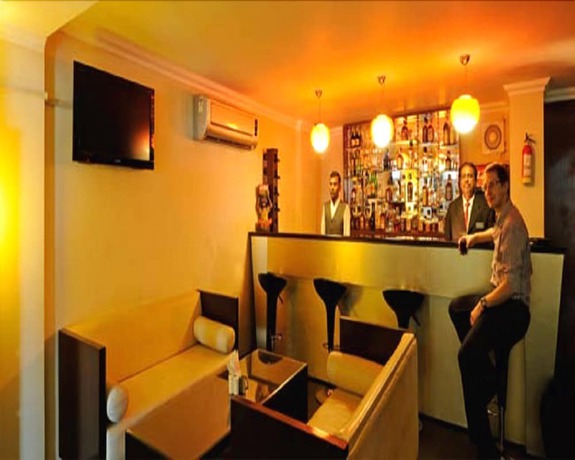 Imagen del bar/restaurante del Hotel Pushpvilla. Foto 4