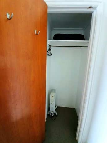 Imagen de la habitación del Hotel Putaruru. Foto 14