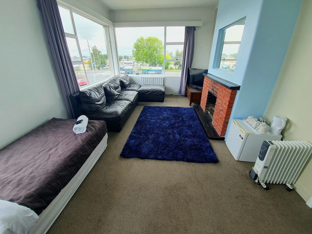 Imagen de la habitación del Hotel Putaruru. Foto 17