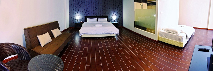 Imagen de la habitación del Hotel Putatan Platinum. Foto 4