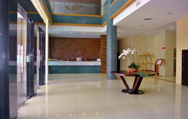 Imagen de los interiores del Hotel Putatan Platinum. Foto 11