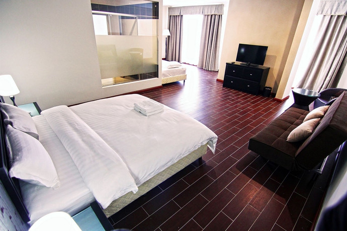 Imagen de la habitación del Hotel Putatan Platinum. Foto 8
