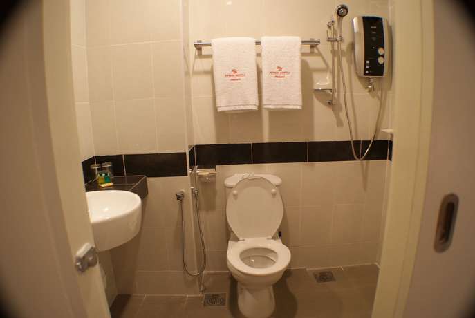 Imagen del bar/restaurante del Hotel Puteri Garden. Foto 8