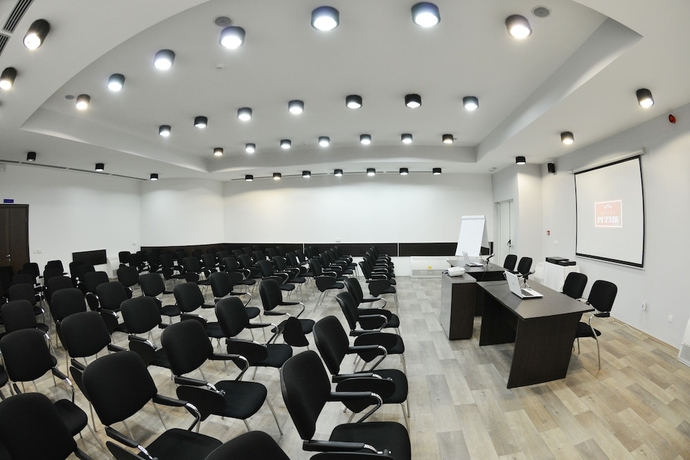 Imagen de los interiores del Hotel Putnik. Foto 19