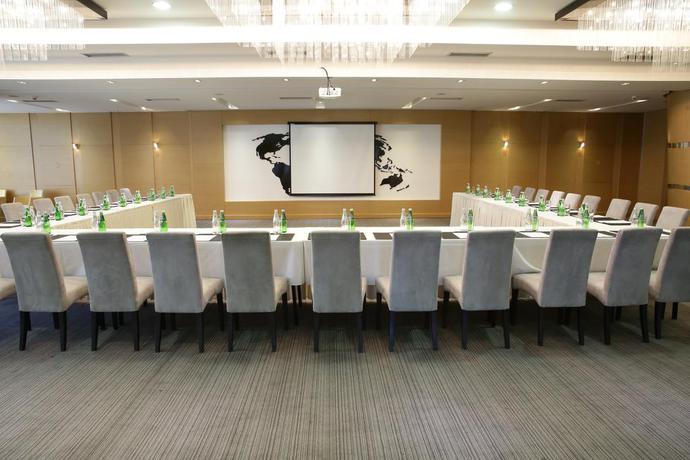 Imagen de los interiores del Hotel Putnik Inn Belgrade. Foto 14