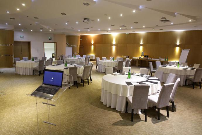 Imagen de los interiores del Hotel Putnik Inn Belgrade. Foto 17