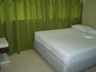 Imagen de la habitación del Hotel Putra One Avenue. Foto 5