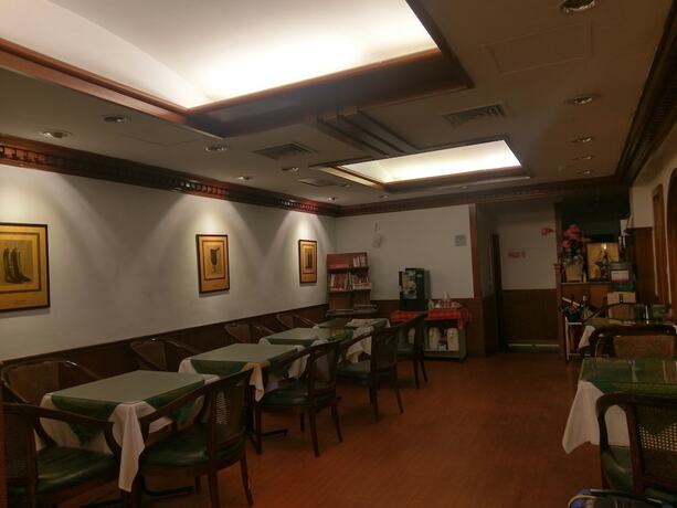Imagen de los interiores del Hotel Puyisy Business. Foto 33