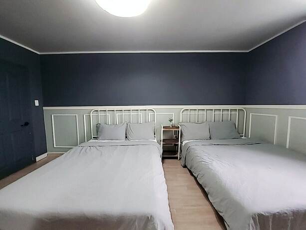 Imagen de la habitación del Hotel PyoLi guesthouse. Foto 11