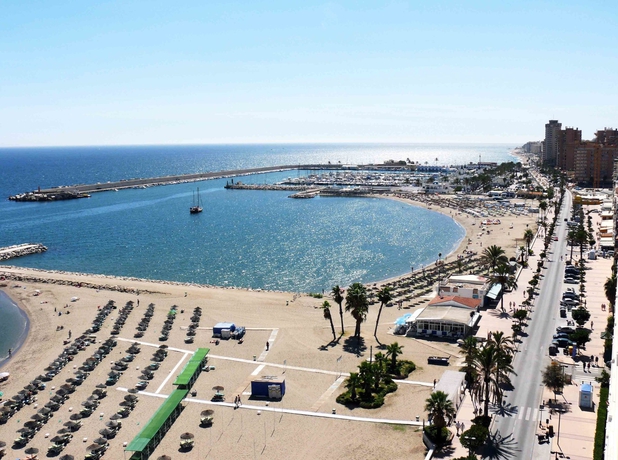 Imagen de los exteriores del Hotel Pyr Fuengirola. Foto 12