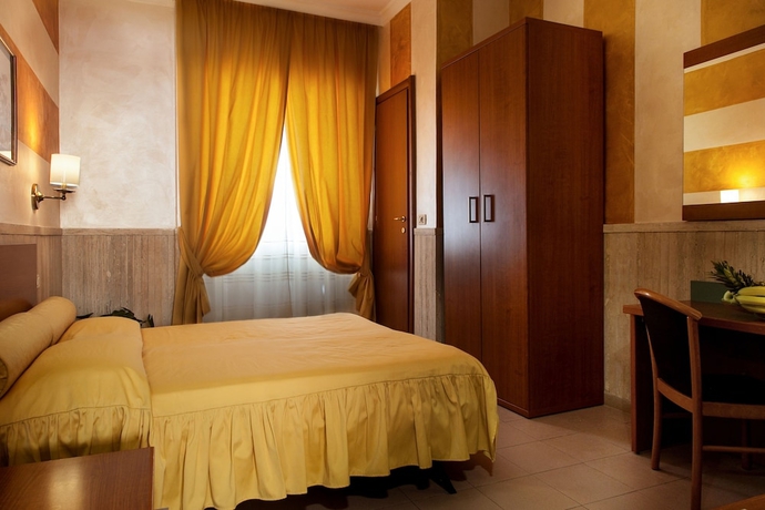 Imagen de la habitación del Hotel Pyramid. Foto 9