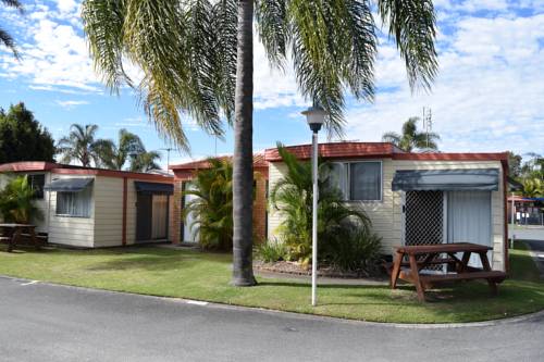 Imagen de la habitación del Hotel Pyramid Holiday Park. Foto 2