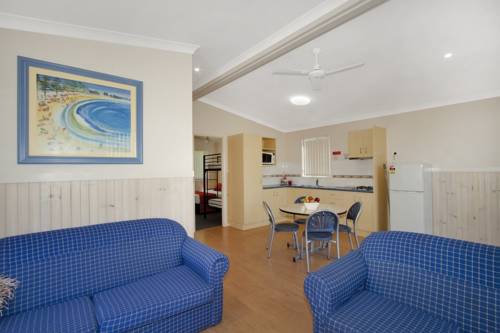 Imagen de la habitación del Hotel Pyramid Holiday Park. Foto 5