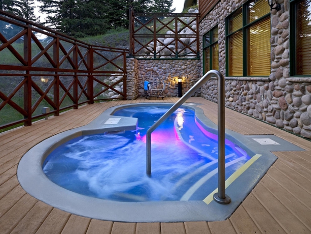 Imagen de los exteriores del Hotel Pyramid Lake Lodge. Foto 9