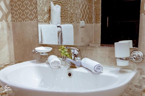 Imagen de la habitación del Hotel Pyramids Oasis. Foto 17