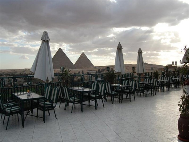 Imagen general del Hotel Pyramids Plaza Hotel. Foto 3