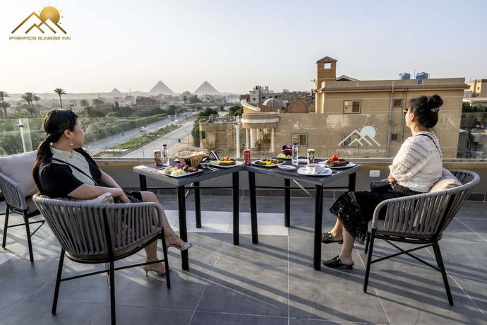 Imagen del bar/restaurante del Hotel Pyramids Sunrise Inn. Foto 12