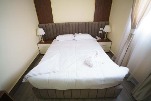 Imagen de la habitación del Hotel Pyramids Sunshine View. Foto 16