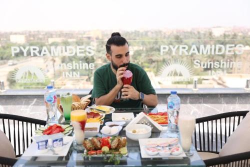 Imagen general del Hotel Pyramids Sunshine View. Foto 7