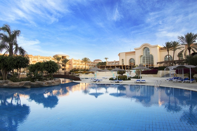 Imagen general del Hotel Pyramisa Beach Resort, Hurghada - Sahl Hasheesh. Foto 1
