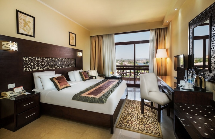 Imagen de la habitación del Hotel Pyramisa Island Aswan. Foto 9