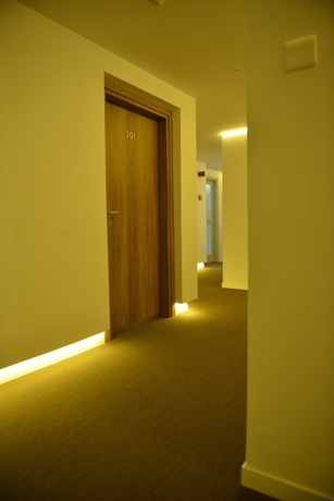 Imagen de los interiores del Hotel Pyramos. Foto 5