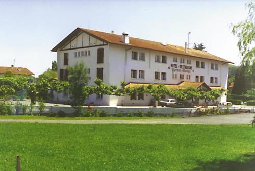 Imagen de la habitación del Hotel Pyr&eacute;n&eacute;es Atlantique. Foto 2