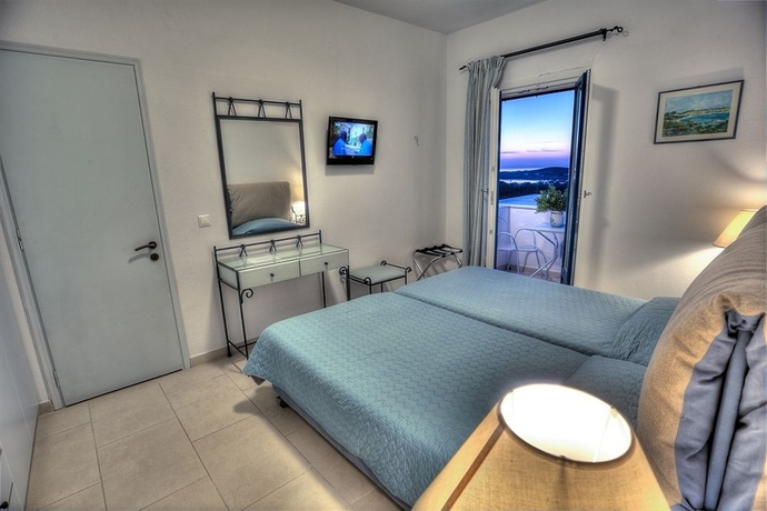 Imagen de la habitación del Hotel Pyrgaki. Foto 8