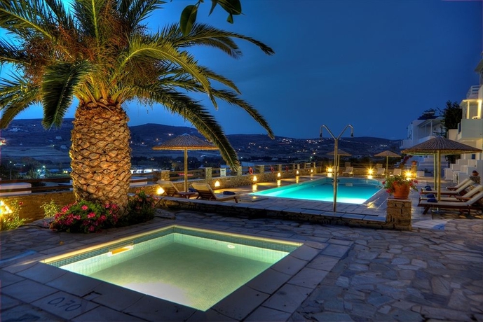 Imagen de los exteriores del Hotel Pyrgaki. Foto 14