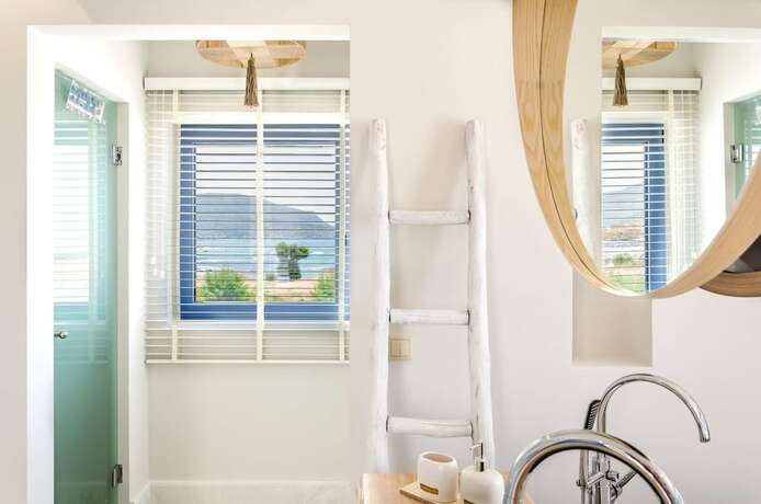 Imagen de la habitación del Hotel Pyrgos Blue. Foto 12