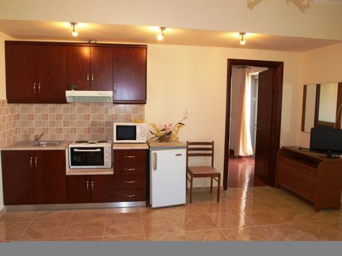 Imagen de la habitación del Hotel Pyrgos. Foto 5