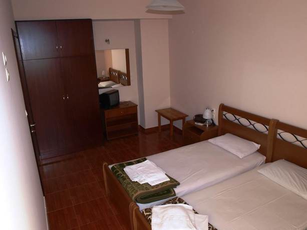 Imagen de la habitación del Hotel Pyrgos. Foto 8