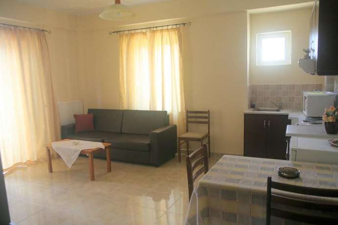 Imagen de la habitación del Hotel Pyrgos. Foto 13