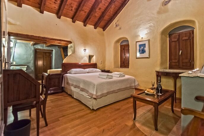 Imagen de la habitación del Hotel Pyrgos Petropoulaki. Foto 12