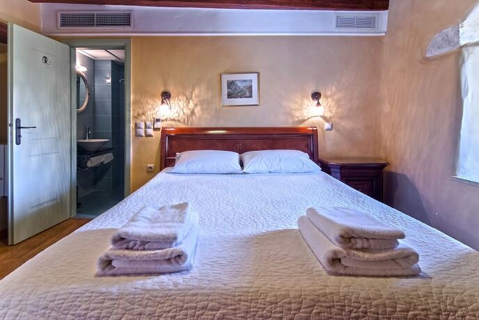 Imagen general del Hotel Pyrgos Petropoulaki. Foto 4