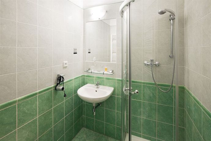 Imagen de los interiores del Hotel Pytloun Self Check-in Liberec. Foto 16
