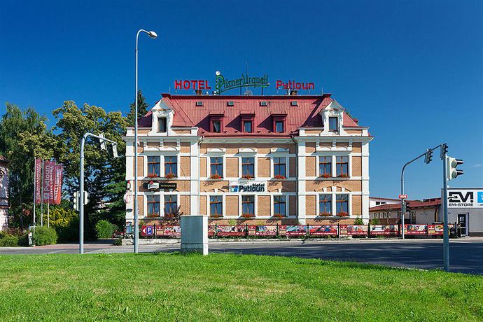 Imagen de los exteriores del Hotel Pytloun Self Check-in Liberec. Foto 13