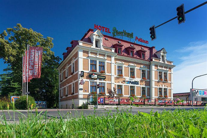 Imagen de los exteriores del Hotel Pytloun Self Check-in Liberec. Foto 14