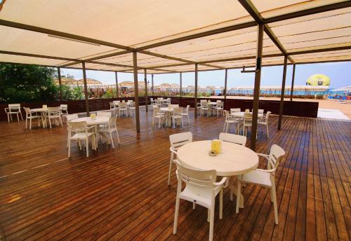 Imagen general del Hotel Q Ella Beach Side. Foto 16