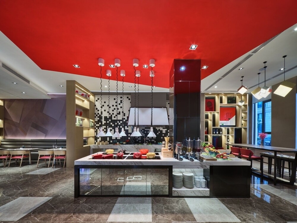 Imagen del bar/restaurante del Hotel Q Hotel Shanghai Pudong. Foto 4