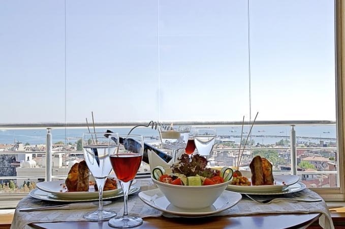 Imagen general del Hotel Q Inn Hotel Istanbul. Foto 5