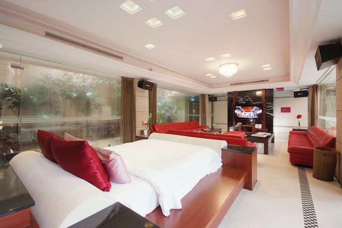Imagen de la habitación del Hotel Q Motel. Foto 16